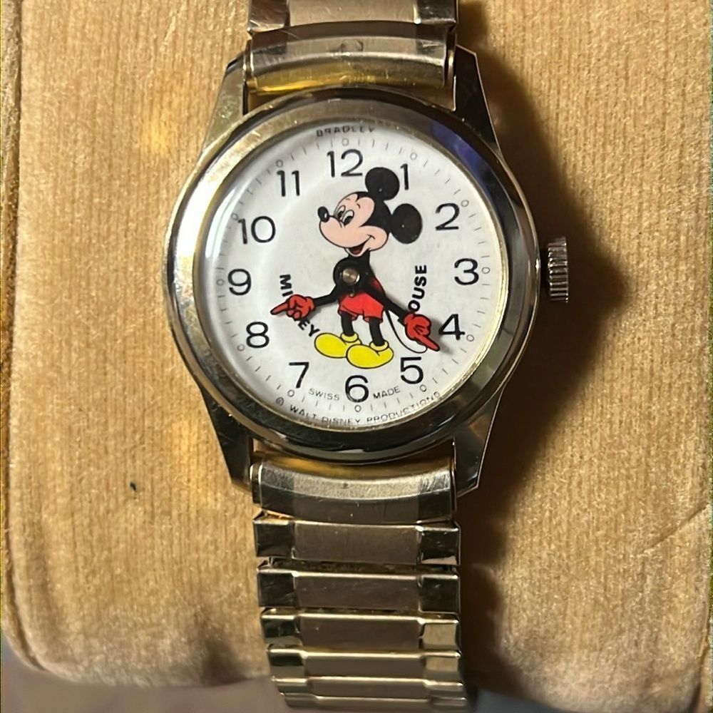 1970s Bradley Mickey Mouse Red Hands Swiss Made Mechanical Wind Up Men’s Watch